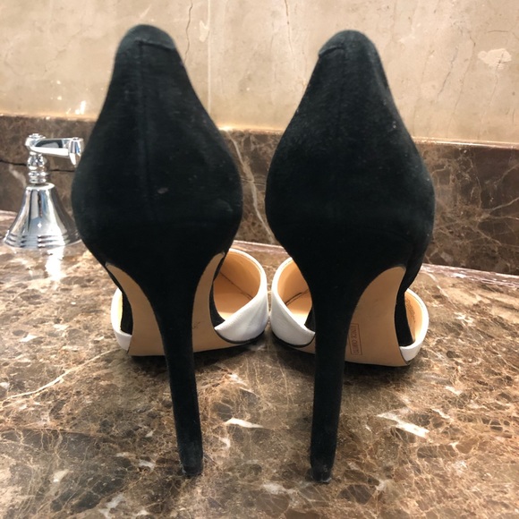 Heels - Picture 3 of 3